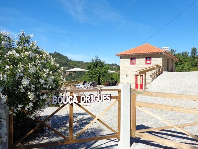 Villa Casa antiga de pedra com piscina e vista rio Amarante Esterno foto
